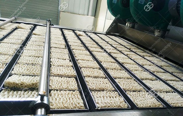 instant noodles line